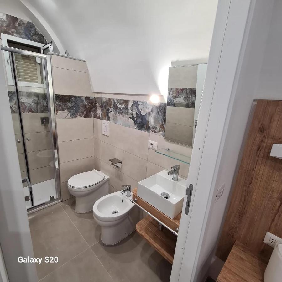 Hotel Residenza Nascari Al Plebiscito Neapol Zewnętrze zdjęcie