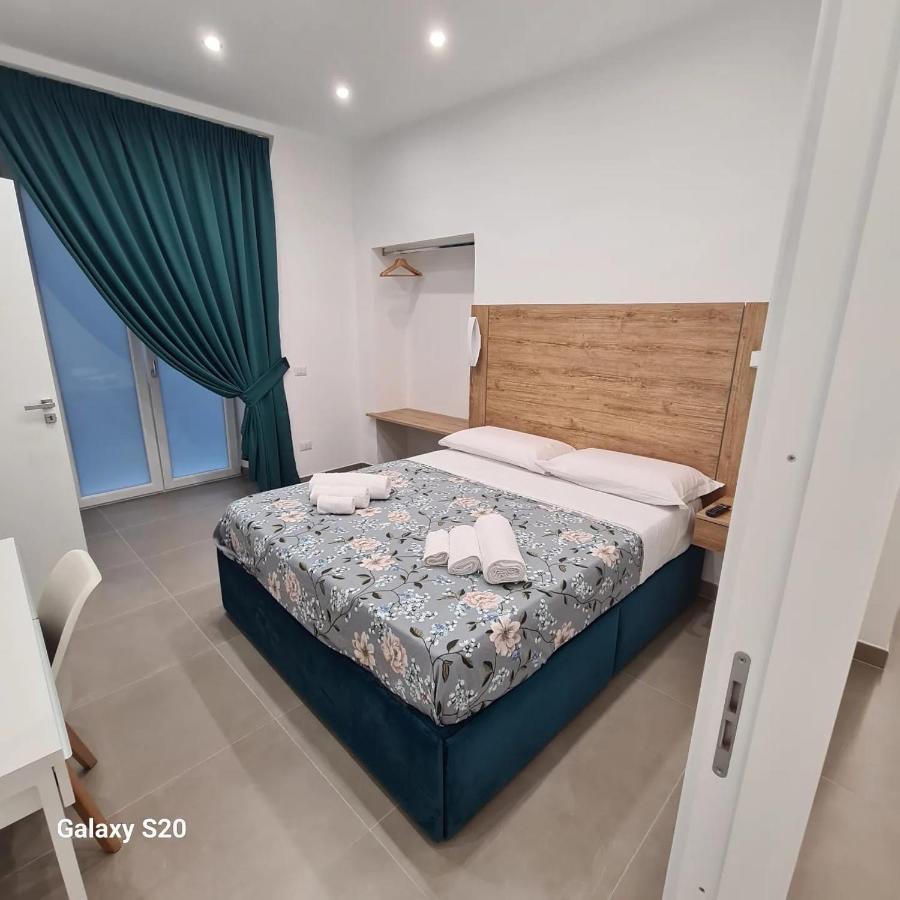 Hotel Residenza Nascari Al Plebiscito Neapol Zewnętrze zdjęcie